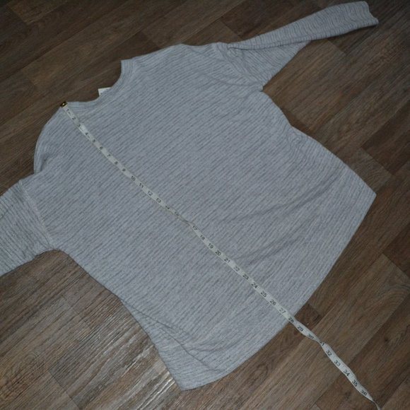 NWT Aerie Beach Fleece Gray Striped Pullover Sweatshirt Crewneck Size Small - Picture 2 of 4